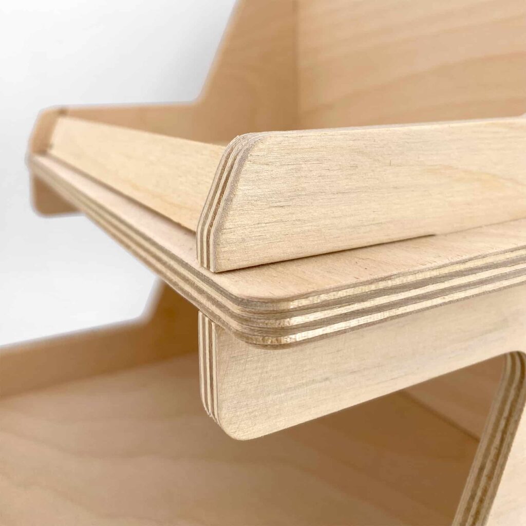 wooden display stand with sustainable interlocking assembly esposit